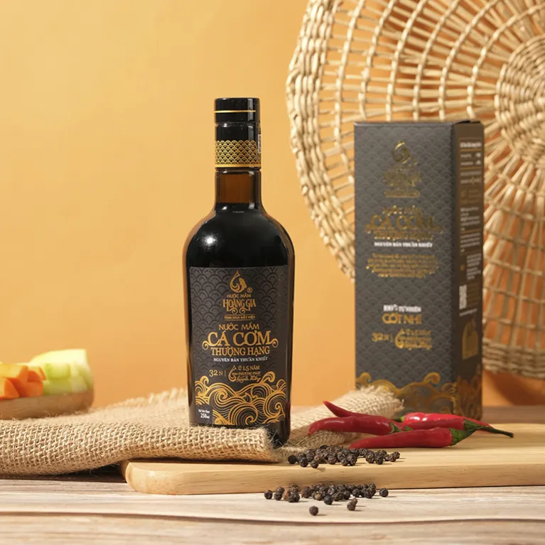 anchovy first press fish sauce 250ml, binh thuan fish sauce, fresh anchovy fish sauce, high-quality glass bottle, gift for friends