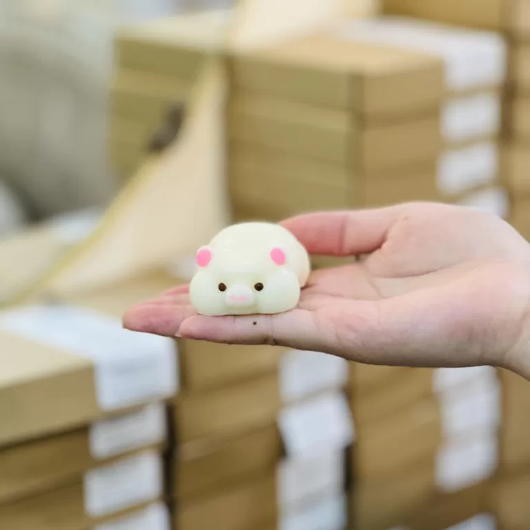 cute animal repellent wax with essential oil, various insect repellent wax shapes, essential oil scented wax, desk decoration