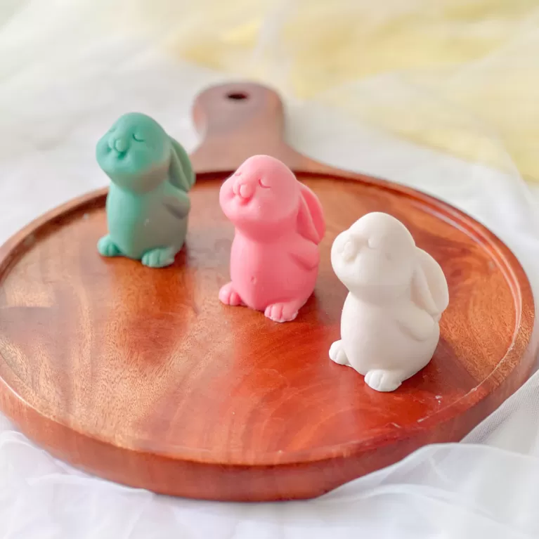 cute animal repellent wax with essential oil, various insect repellent wax shapes, essential oil scented wax, desk decoration