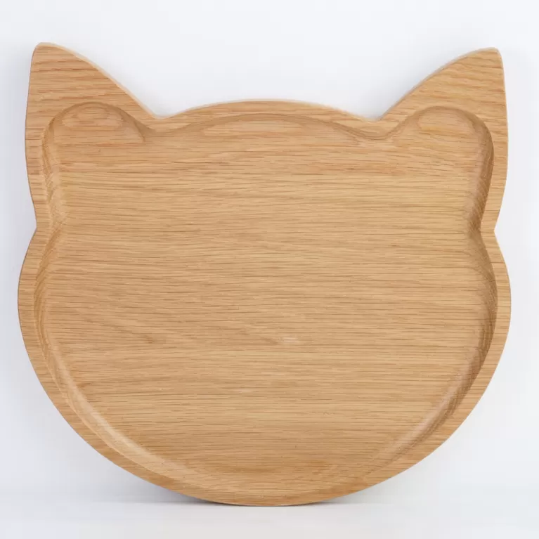 wooden cat-shaped plate, cute cat face design, decorative tray, meticulously crafted, resistant to insects, adorable decor item