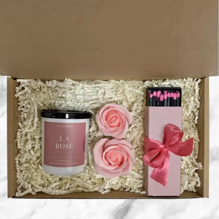 Scented candle gift box, relaxation gift set, self-care gift, aromatherapy candle, soy wax candle, essential oils, lavender candle, stress relief gift, gift for men, gift for women, spa gift set, birthday gift, holiday gift, meditation candle, sleep aid,