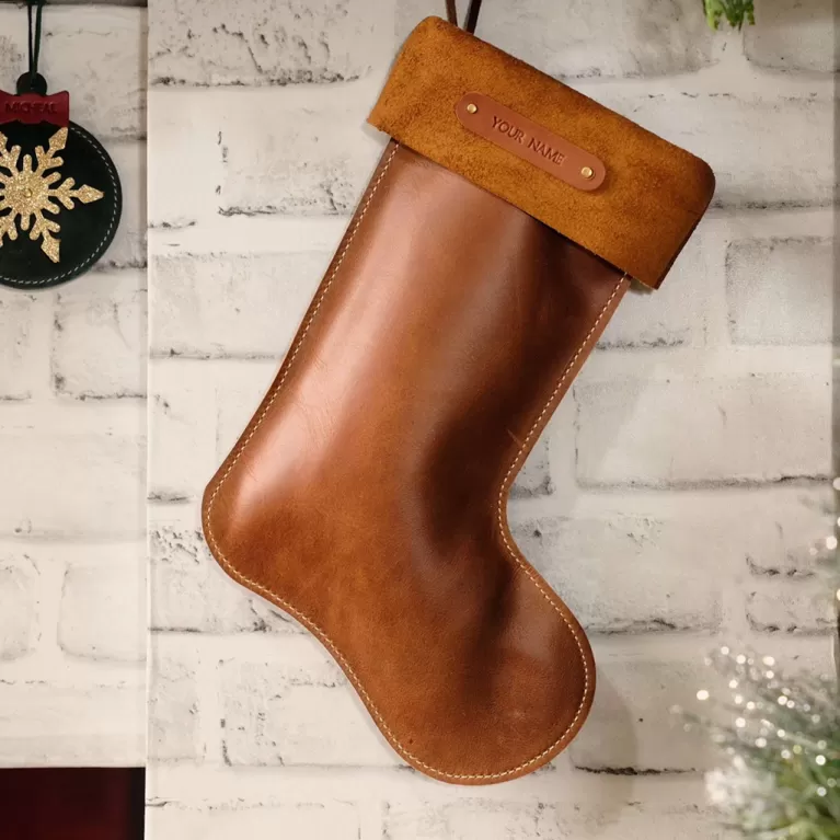 dây treo trang trí hình tất giáng sinh bằng da bò, chất liệu da bò thật, phụ kiện trang trí noel, trang trí cây thông noel