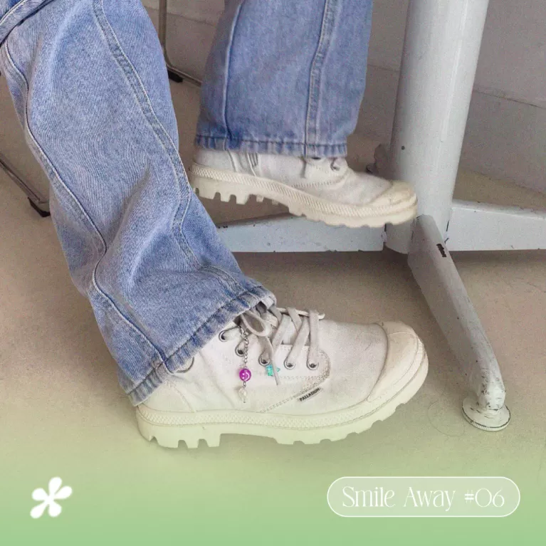 colorful shoe chain style 06, smile away collection, unique shoe accessory, eye-catching, perfect gift for shoe lovers