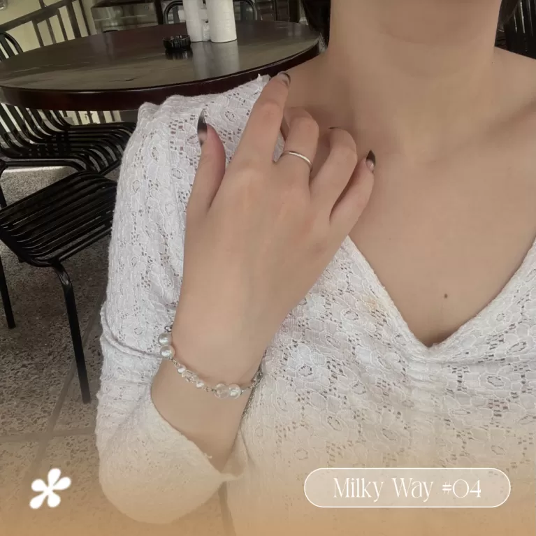 white necklace style 04, milky way collection, sweet and gentle design, elegant color, suitable for any style