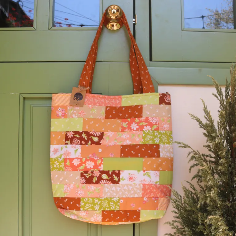 ha, quilting tote bag, diverse design, spacious storage capacity, convenient zipper compartment, fashionable tote bag