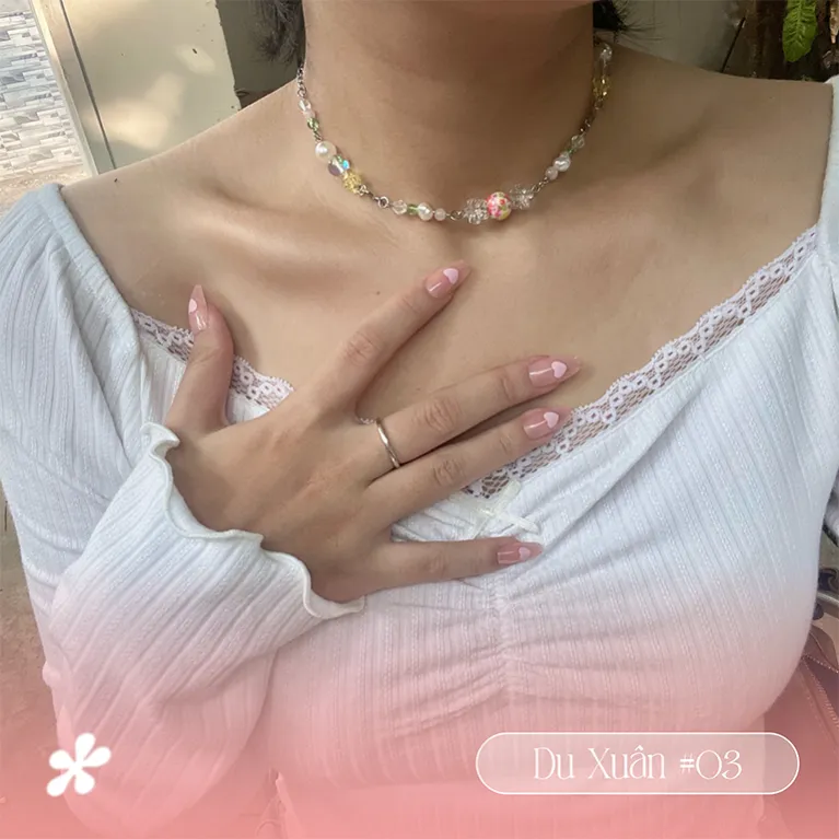 vòng cổ hạt form ngắn 03, bst du xuân, thiết kế ngọt ngào và nữ tính, màu sắc trong trẻo, hợp phối cùng áo trễ vai