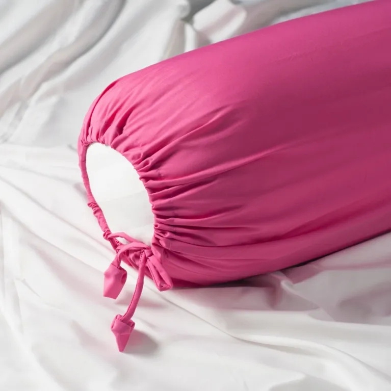 vỏ gối ôm cotton cao cấp size 70 x 100cm, mềm mại và êm ái cho da, ít nhăn và ít bị xù lông, nhiều lựa chọn màu sắc