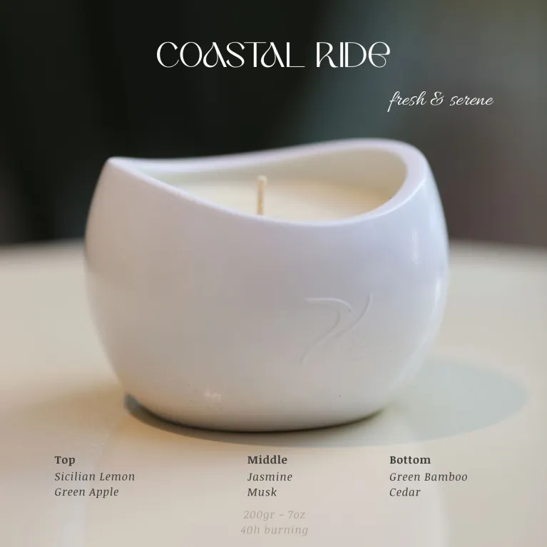 Pyra Coastal Ride Scented Candle, Natural Refreshing Sensation, Premium Essential Oils, Natural Ingredients, Gift For Girlfriend, Compact Corporate Gift