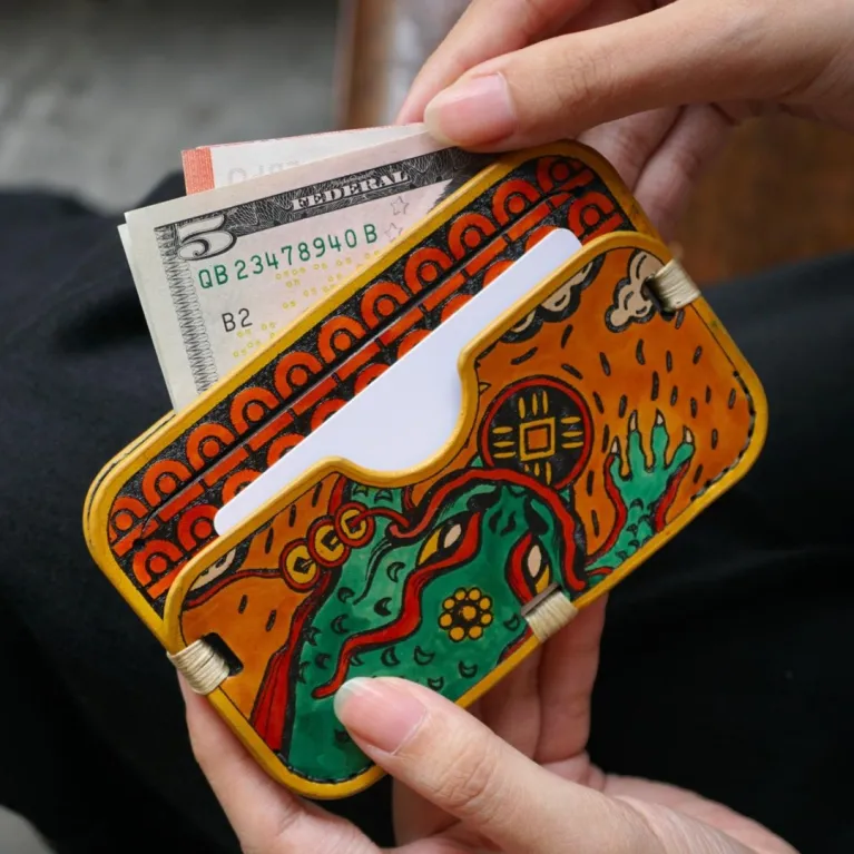 "Money Toad" Hand-Painted Leather Card Holder, Personalized Engraving, Attract Prosperity, Luxury Box, Art Wallet, Accessories, Personalized Gifts