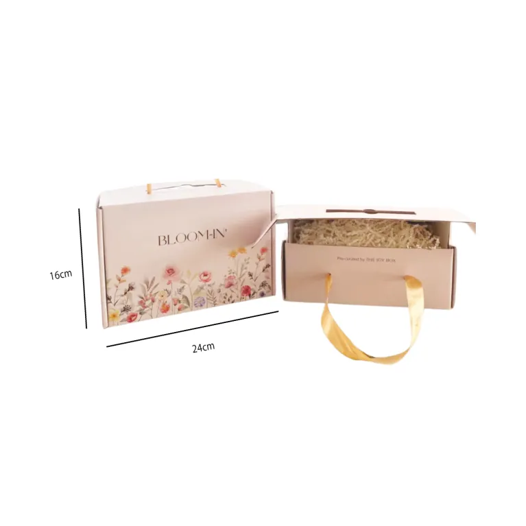 Hộp Quà Floral Delight, Đầy Ắp Yêu Thương, Ly Thủy Tinh, Bó Hoa Khô, Scrunchies Lụa, Buộc Tóc Lụa, Phụ Kiện Làm Đẹp, Hộp Quà 20/10, Hộp Quà Cho Nữ