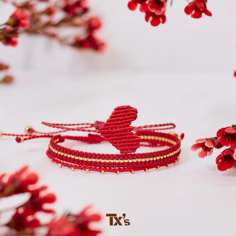 Set Vòng Tay Tết Từ Hạt Cườm Miyuki Sẽ Là Món Phụ Kiện Thủ Công Thêm Chút Lung Linh Cho Năm Mới Cũng Như Là Một Gợi Ý Quà Ý Nghĩa Cho Bạn Bè