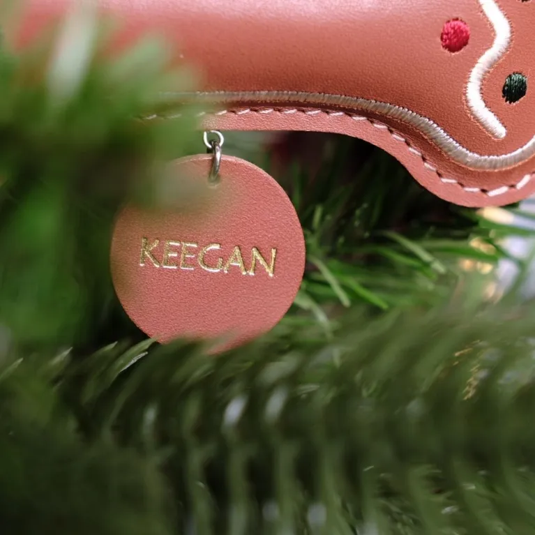 Xương Chó Khắc Tên Cá Nhân Hóa Bằng Da Bò Có Thể Dùng Để Trang Trí Giáng Sinh, Trang Trí Cây Thông Noel Hay Làm Đồ Chơi Cho Thú Cưng, Sẽ Là Một Món Quà Giáng Sinh Thật Ý Nghĩa