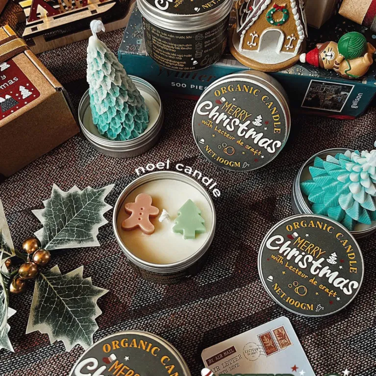 The Noel Scented Candle Gift Box is your gateway to a memorable Christmas, featuring a festive Christmas scented candle that doubles as a unique Christmas gift and a charming addition to your holiday decorations