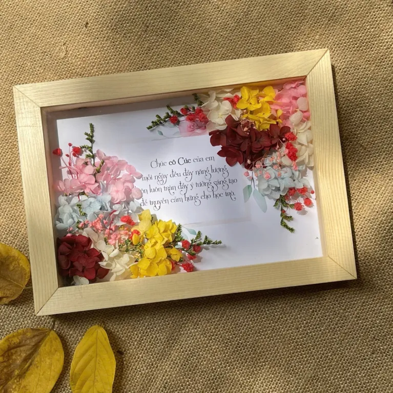 Personalized Dried Flower Photo Frames offer a unique way to cherish memories, allowing you to customize the photo, colors, and quotes in a beautifully crafted dried flower frame, making it the perfect personalized gift