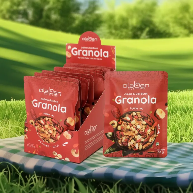 The Jujube & Goji Burst Granola, a pack of 10, offers a mildly sweet taste and is made from pure grains, nutritional seeds, and authentic Vietnamese ingredients, making it the perfect breakfast cereal or health gift