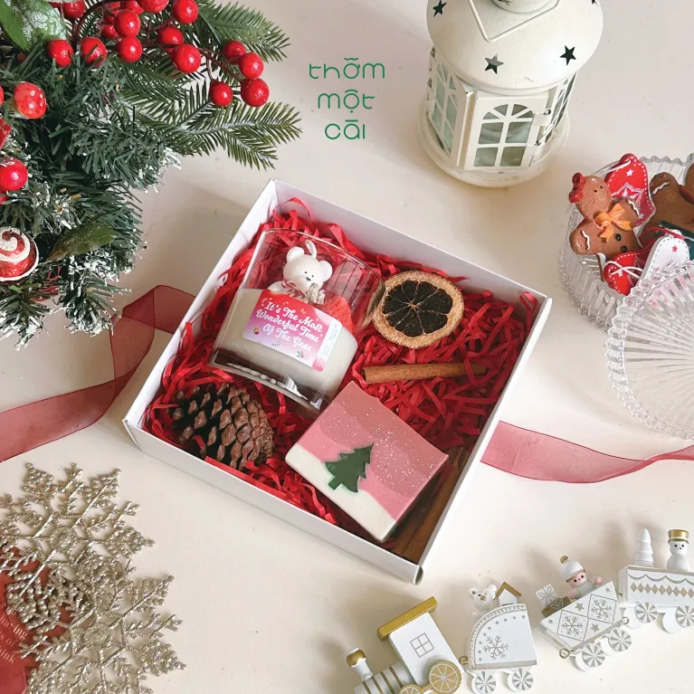 Set Quà Xmas (Nến Thơm Gấu & Xà Bông Thủ Công), Set Quà Giáng Sinh Ấn Tượng, Quà Tặng Giáng Sinh Ý Nghĩa, Hộp Quà Nến Thơm