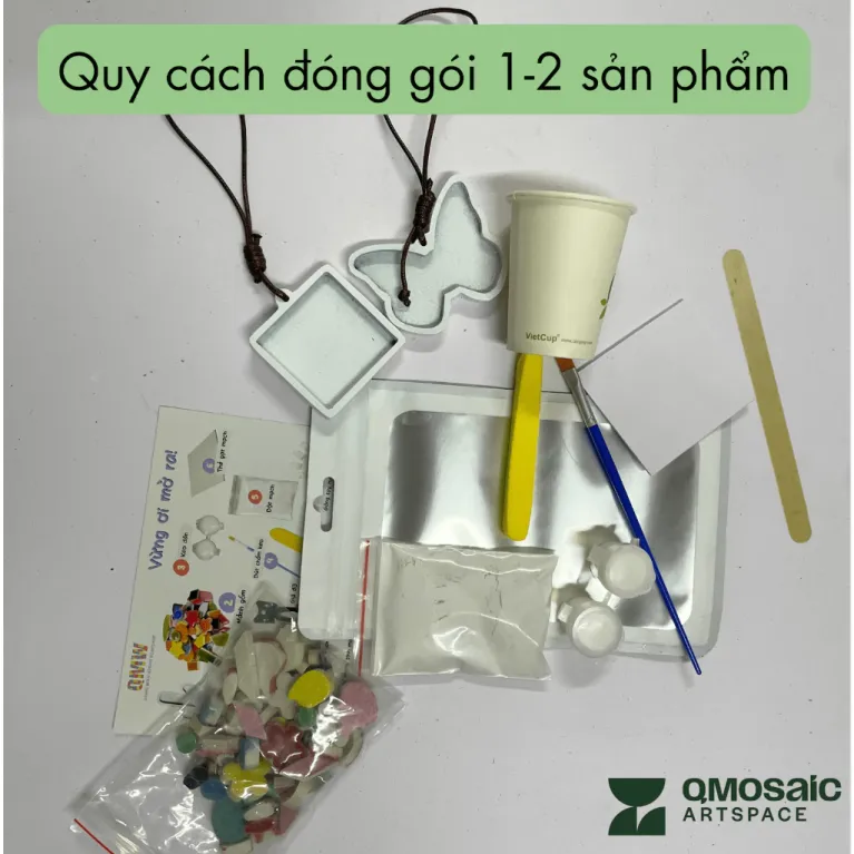 Bộ Kit Tự Làm Móc Khóa Từ Gốm là sự lựa chọn lý tưởng cho những ai yêu thích tự do sáng tạo theo ý thích, với tranh ghép gốm Bát Tràng độc đáo, mang đến một bộ kit mosaic đầy màu sắc, trở thành phụ kiện thủ công sáng tạo và quà tặng độc đáo cho mọi dịp