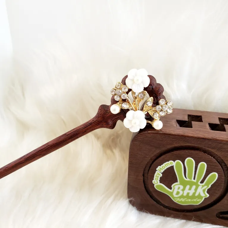 The Wreath Wooden Hair Stick captures the beauty of pristine blooms, blending elegance with tradition in a handmade hair stick—a perfect addition to traditional hair accessories and a thoughtful birthday gift for her or a gift for mom