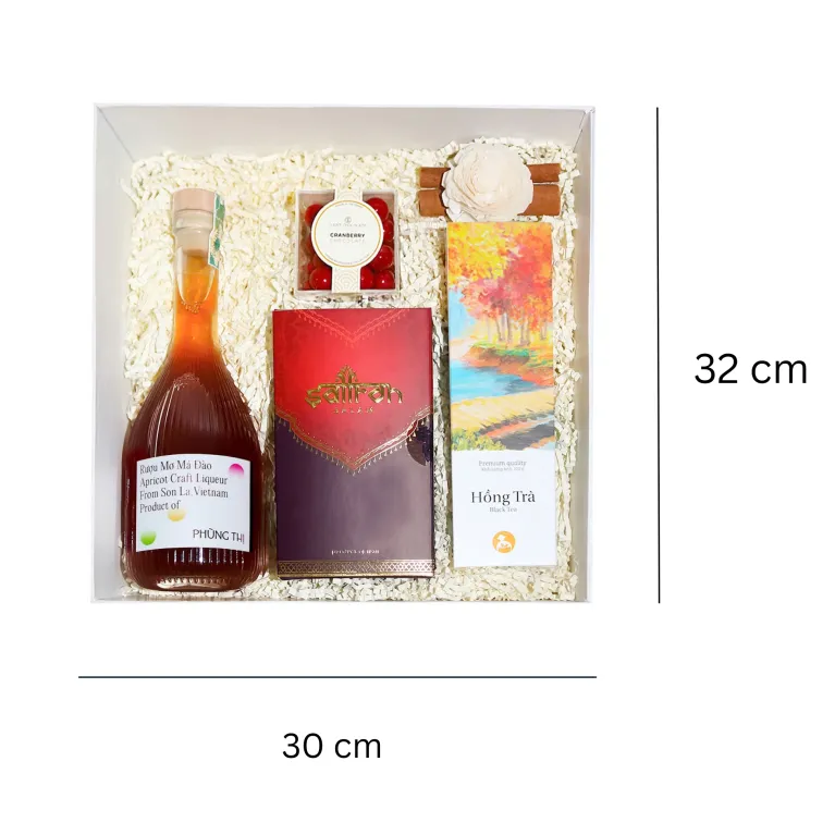 Hộp Quà "Beautiful Spirit" Phiên Bản Thượng Hạng là món quà trọn vẹn tinh hoa, mang đến sự kết hợp hoàn hảo giữa rượu mơ, hồng trà, nhụy hoa nghệ tây và socola, tạo nên một món quà tặng sức khỏe đầy ý nghĩa và sang trọng.