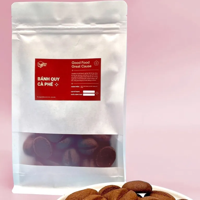 These Coffee Biscuits (250g), made with premium ingredients, offer an irresistible flavor, making them a healthy snack and a perfect light meal or convenient breakfast, while also serving as a nutritious snack and a thoughtful gift for workmates