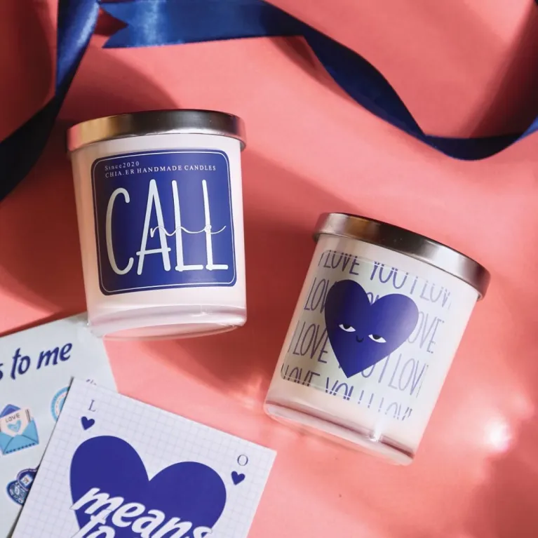 Set Quà Tặng Valentine Nến Thơm Và Móc Khóa Cho Bạn Trai - hộp quà Valentine đầy ý nghĩa, giúp bạn trao chàng những lời tri ân lãng mạn và gửi gắm yêu thương trọn vẹn, hoàn hảo làm quà cho bạn trai.