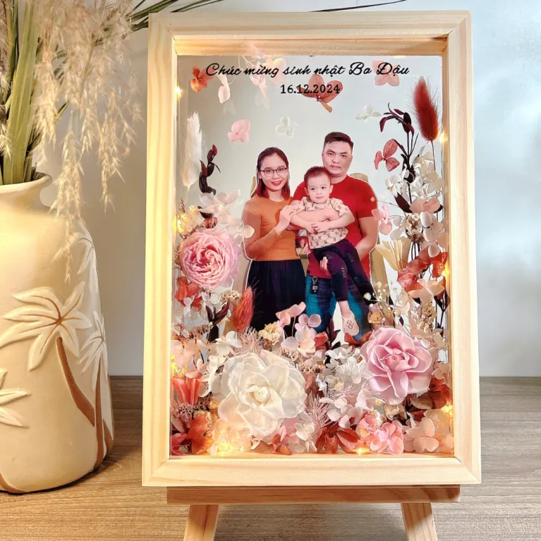The Custom Dried Flower & Portrait Frame is a heartfelt way to cherish every beautiful memory, blending personalized dried flower art with handmade picture frames, making it a truly unique gift for her