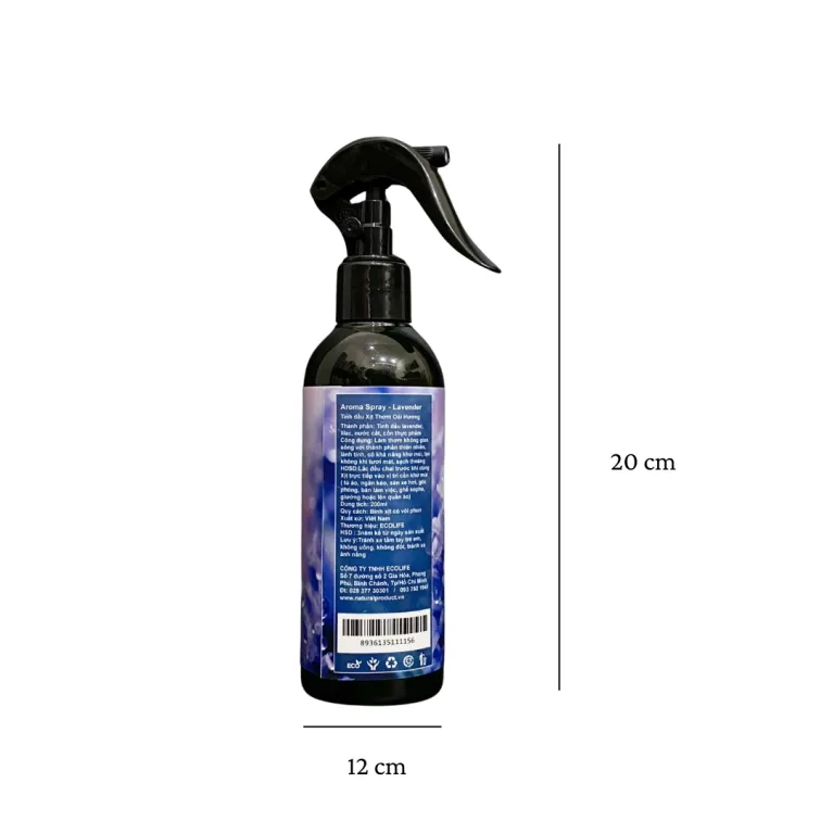 The Lavender Aroma Spray (200ml) releases a sweet and elegant fragrance, crafted from natural ingredients to reduce stress while doubling as a fabric deodorizing spray and fabric perfume, keeping your space fresh and soothing.