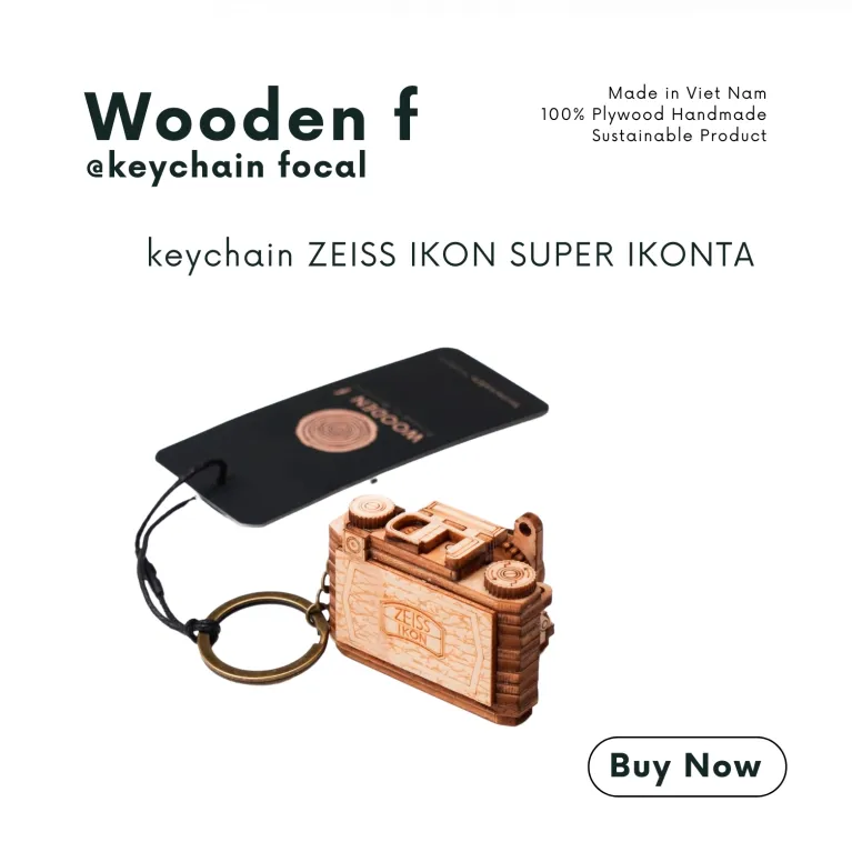 Móc khóa gỗ hình camera Zeiss Ikon Super Ikonta tái hiện trọn vẹn nét cổ điển, móc khóa gỗ thật thủ công gọn nhẹ quà lưu niệm độc nhất