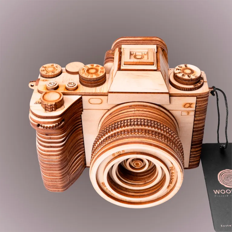 Mô hình camera Sony Alpha 1 gỗ tỉ lệ thật món quà từ ký ức nghệ thuật, mô hình máy ảnh gỗ trang trí nhà cửa quà cho nhiếp ảnh lưu niệm độc đáo