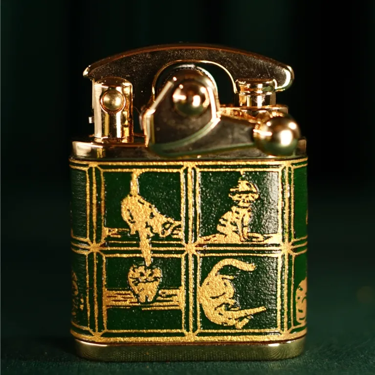 The "Cat & Box" Hand-Drawn Leather Lighter features an interesting and meaningful pattern, with options for personalized engraving and name customization, making it a perfect birthday gift for him