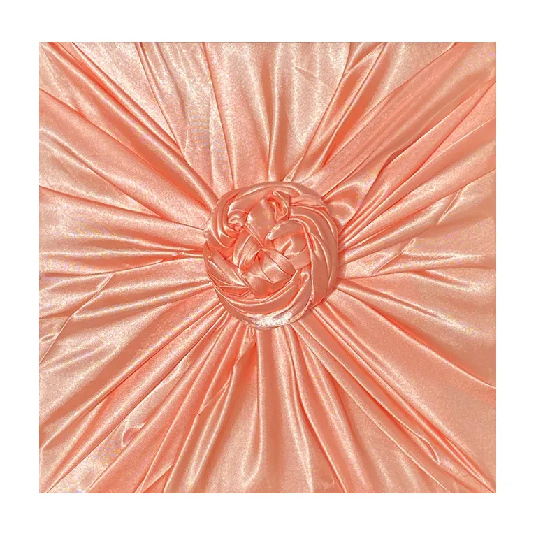"Beauty Glow" gift box – pink gift for the elegant lady featuring a cup and saucer, saffron, honey, and scented candle, perfect gift for her on Women's Day.