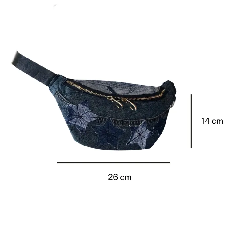 Túi Đeo Chéo Họa Tiết Ngôi Sao Từ Jeans Tái Chế là điểm nhấn tinh tế cho phong cách bền vững, chiếc túi tái chế độc bản này vừa là phụ kiện thời trang cá tính vừa là món quà sinh nhật ý nghĩa.