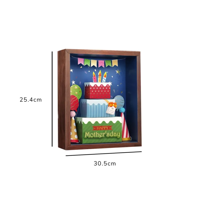 Hộp quà cá nhân hóa "Chiếc Bánh Yêu Thương" in tên và logo độc đáo với thiết kế 3D sáng tạo, set quà hạt và kẹo trang trí bàn làm việc và quà sinh nhật ý nghĩa.