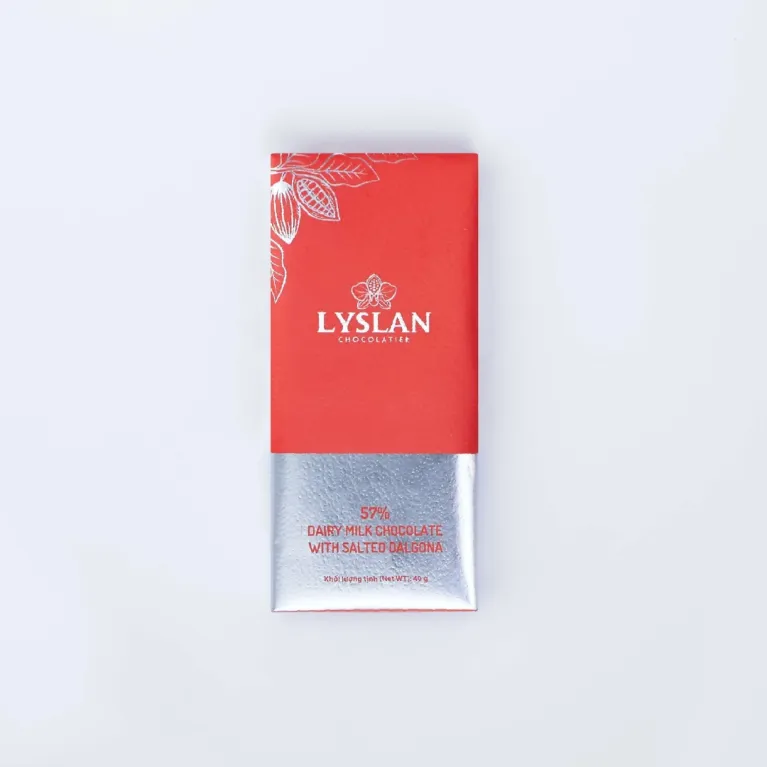 Socola sữa vị kẹo dalgona mặn 57% 40gr với màn hòa quyện bừng tỉnh vị giác, socola muối biển Việt Nam đậm đà làm quà tặng đặc sản Việt Nam độc đáo
