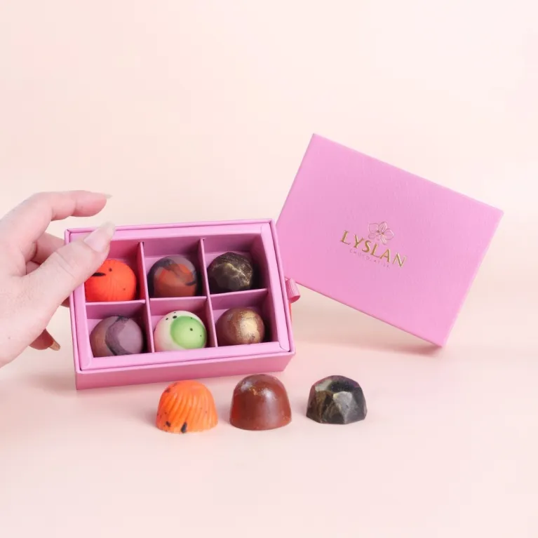 Hộp socola bonbon 6 viên vị quê hương độc đáo Việt Nam, set đặc sản sang trọng thành phần tự nhiên làm quà cho người nước ngoài