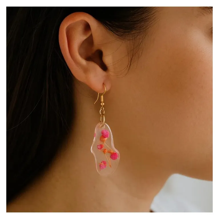 Resin baby flower earrings mesmerized by authentic hues, handcrafted dried flower earrings as birthday gift for women handmade gift