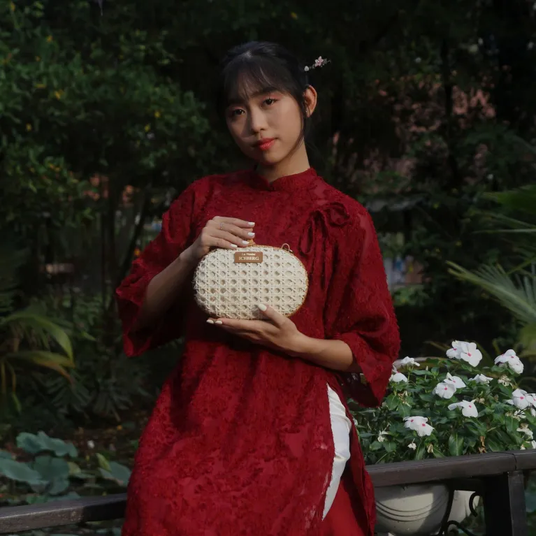 Túi mây đan tay Luna Woven từng đường cong tinh tế, túi xách mây đan tay dáng bầu dục túi đeo chéo đi biển phụ kiện thủ công quà cho nữ tinh tế