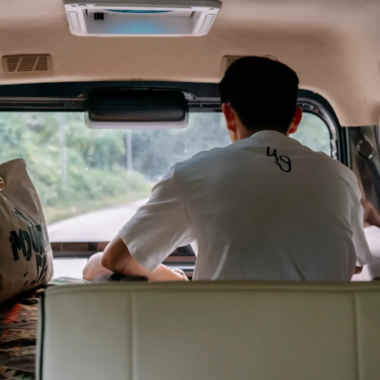 Áo thun cotton Forty Nice, dành cho tín đồ Đà Lạt, áo du lịch cao cấp, quà sinh nhật và quà lưu niệm Việt Nam độc đáo.
