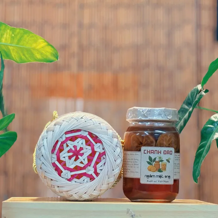 Set quà chanh ngâm mật ong 200ml trong hũ thủy tinh vintage, hộp quà tre mộc mạc, đậm vị quê hương, quà tặng đặc sản và lưu niệm Việt Nam