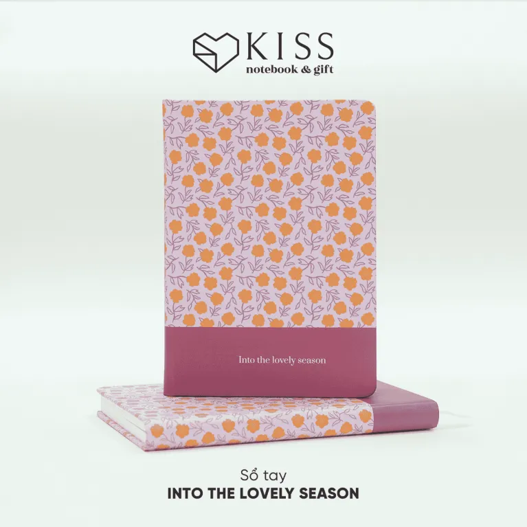 Sổ tay "Into The Lovely Seasons" bìa hoa, vườn hè đầy sức sống—sổ tay bìa cứng, nhật ký độc đáo, quà lưu niệm Việt Nam, văn phòng phẩm nghệ thuật.