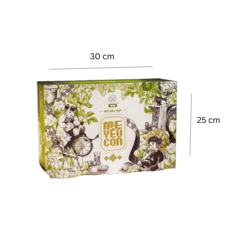 "Mom Loves You" gift box with a heartfelt blessing from Vietnam—newborn gift made with organic cotton, safe for both mom and baby, perfect for baby showers.