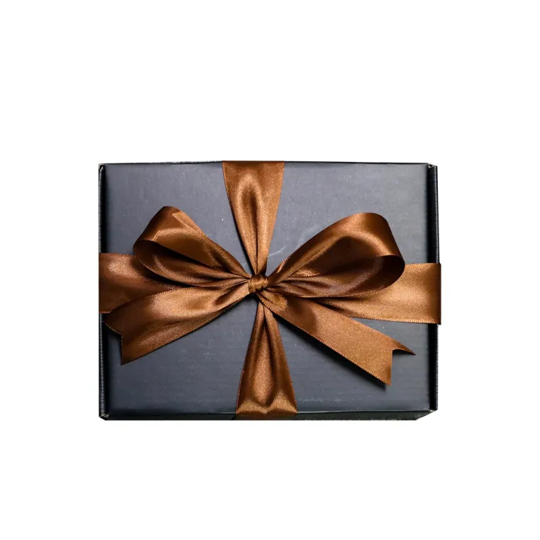 "Everyday Coffee" gift box featuring Cầu Đất Phin coffee set with brewing filter, rich in Vietnamese heritage and perfect as a premium corporate gift or Vietnam souvenir. 