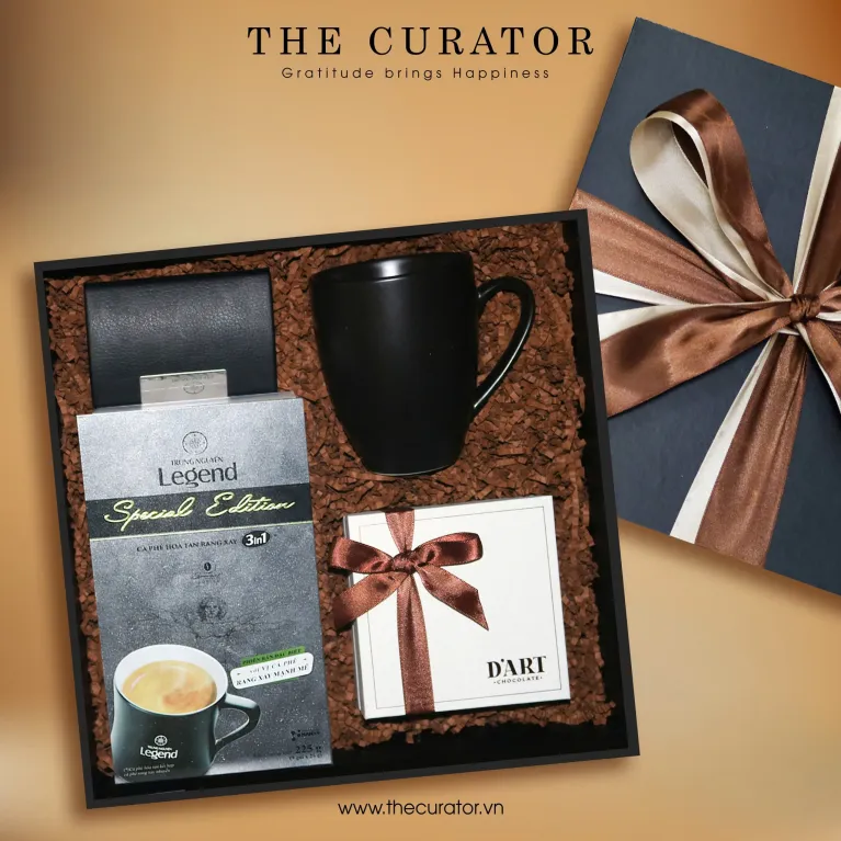 The "A Bold Style" gift box brings a bold touch to life with a ceramic cup, coffee, chocolate, and card holder – a premium Vietnamese corporate gift set.