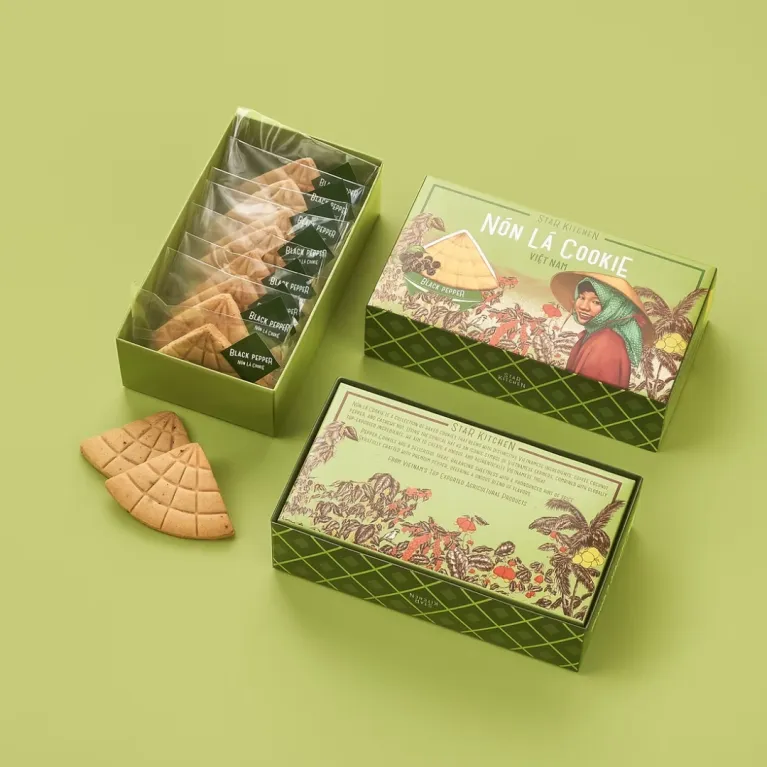 Hộp 8 Bánh Quy Nón Lá mang đậm nét đẹp Việt Nam, bánh quy cao cấp, đặc sản độc đáo, món quà lưu niệm sáng tạo và quà ăn vặt ý nghĩa cho đồng nghiệp.