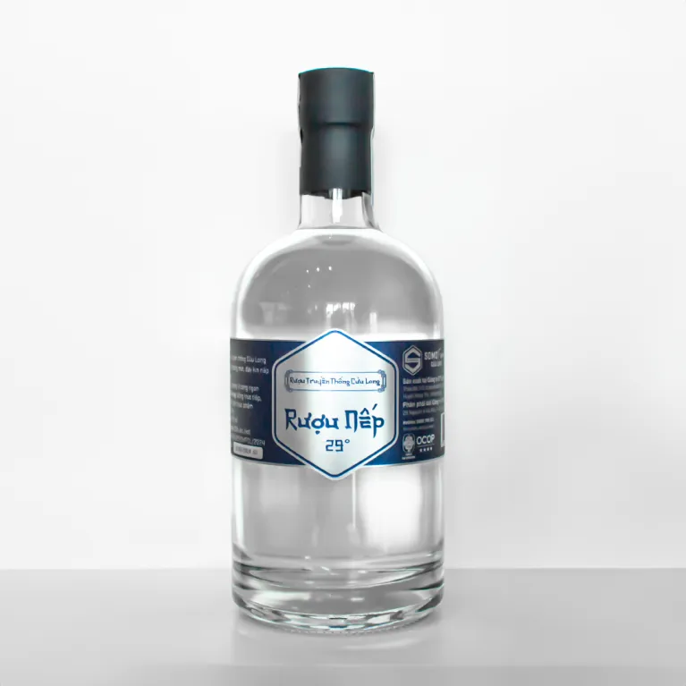 Cuu Long traditional white glutinous rice wine 500ml, a premium Southern Vietnam specialty gift.