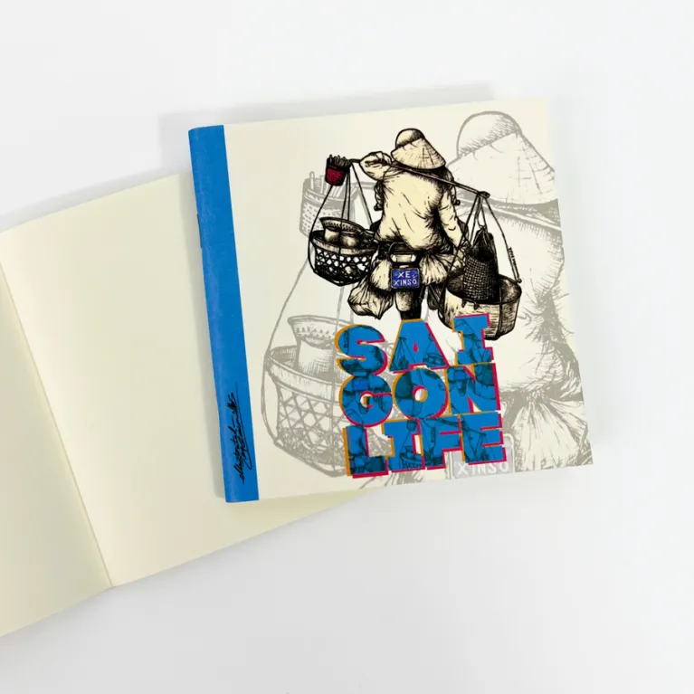 The 5-notebook set Hanoi Life – Saigon Life with 100 pages captures the stories of Vietnamese streets, making it a meaningful Vietnam souvenir.