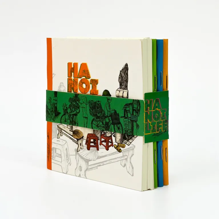 The 5-notebook set Hanoi Life – Saigon Life with 100 pages captures the stories of Vietnamese streets, making it a meaningful Vietnam souvenir.