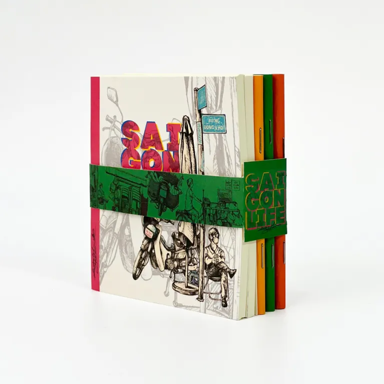 The 5-notebook set Hanoi Life – Saigon Life with 100 pages captures the stories of Vietnamese streets, making it a meaningful Vietnam souvenir.