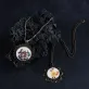 vòng cổ mặt đồng hình hoa phối linen thêu tay, khung đồng sang trọng, hơi hướng cổ điển, kích thước lớn, phụ kiện nổi bật và độc đáo