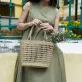 túi cói lưới tối giản, thiết kế tối giản, phù hợp nhiều trang phục, phụ kiện đi biển hoặc dạo phố, chất liệu thân thiện môi trường
